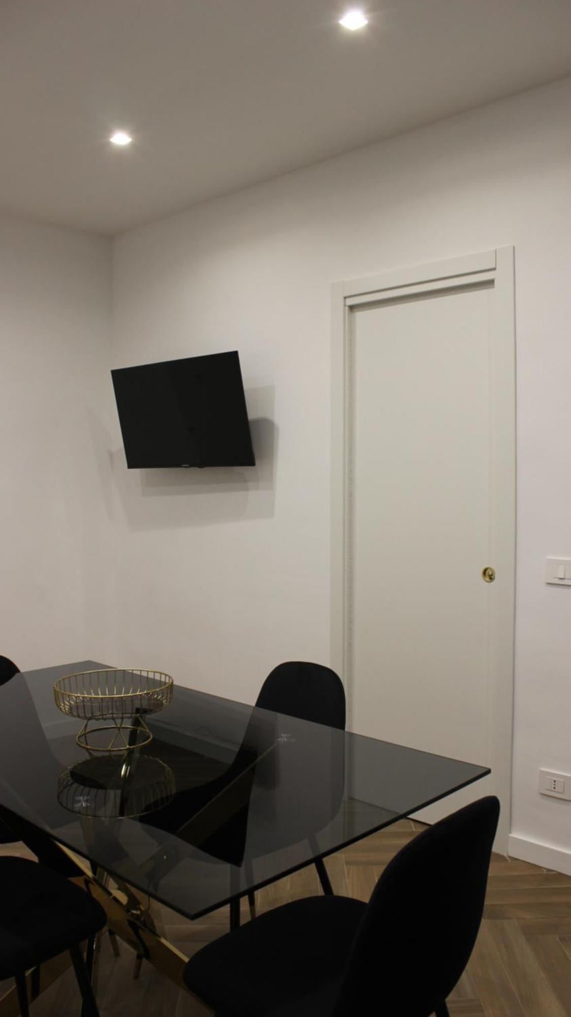 Pura Apartment *